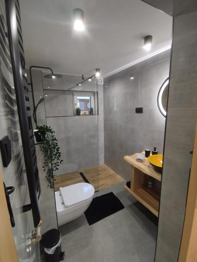 U Gazdy - Apartament Z Ogrodem I Tarasem , Przy Gondoli 什切尔克 外观 照片